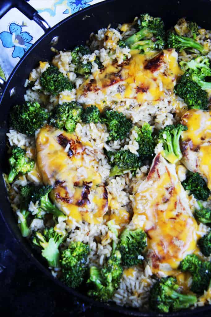Broccoli, Cheddar, Chicken Rice Skillet